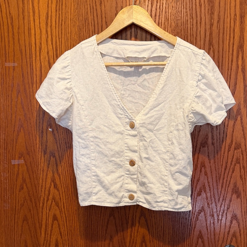Vanilla Star Cream Short Sleeve Button-Front V-Neck Top